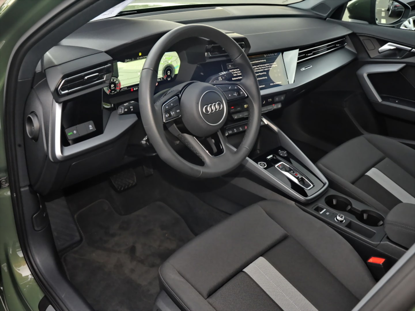 Bild über Audi A3 allstreet 35 TFSI S tronic - für weitere Informationen kontaktieren Sie den Audi Partner