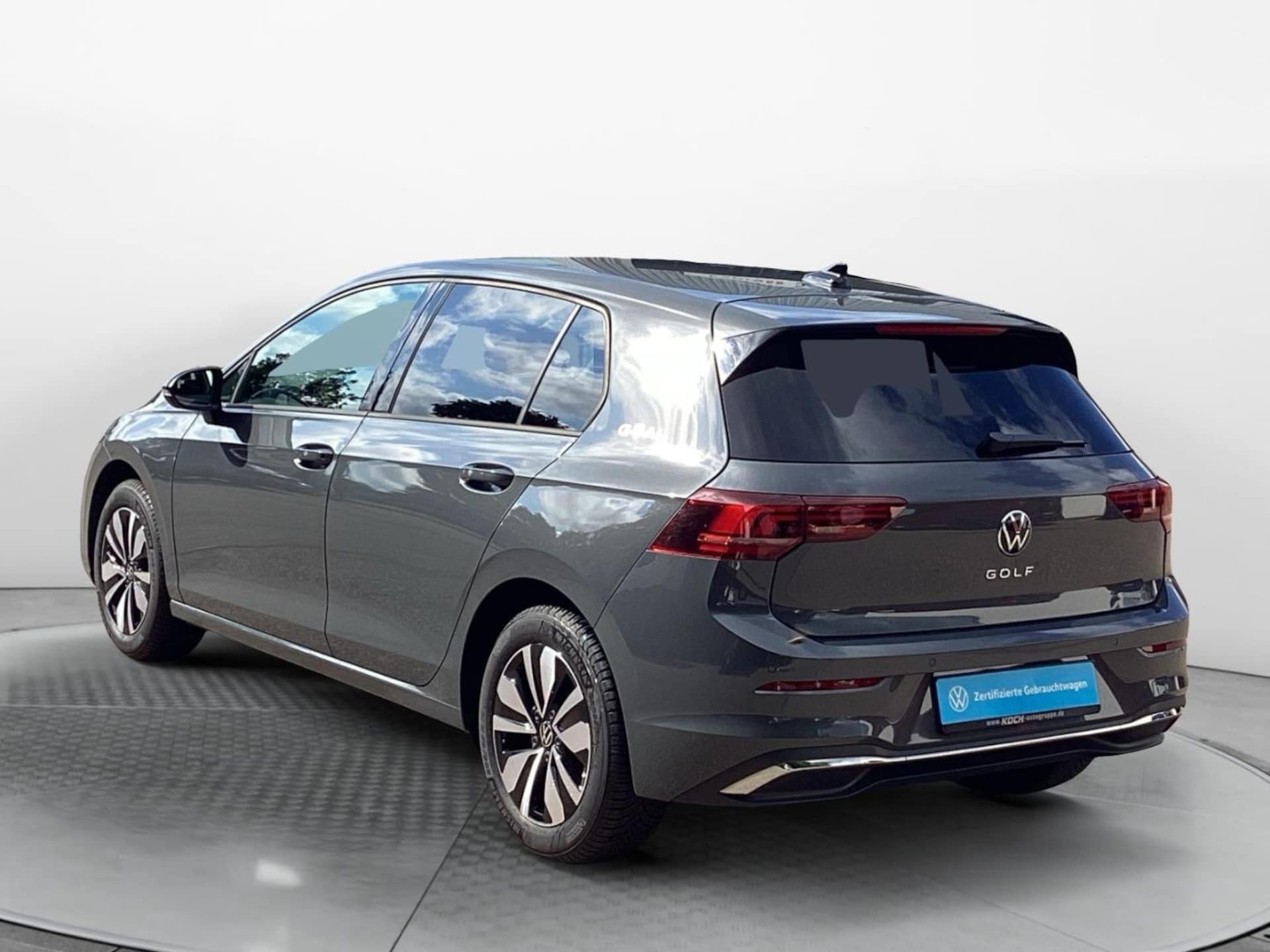 Volkswagen Golf Life