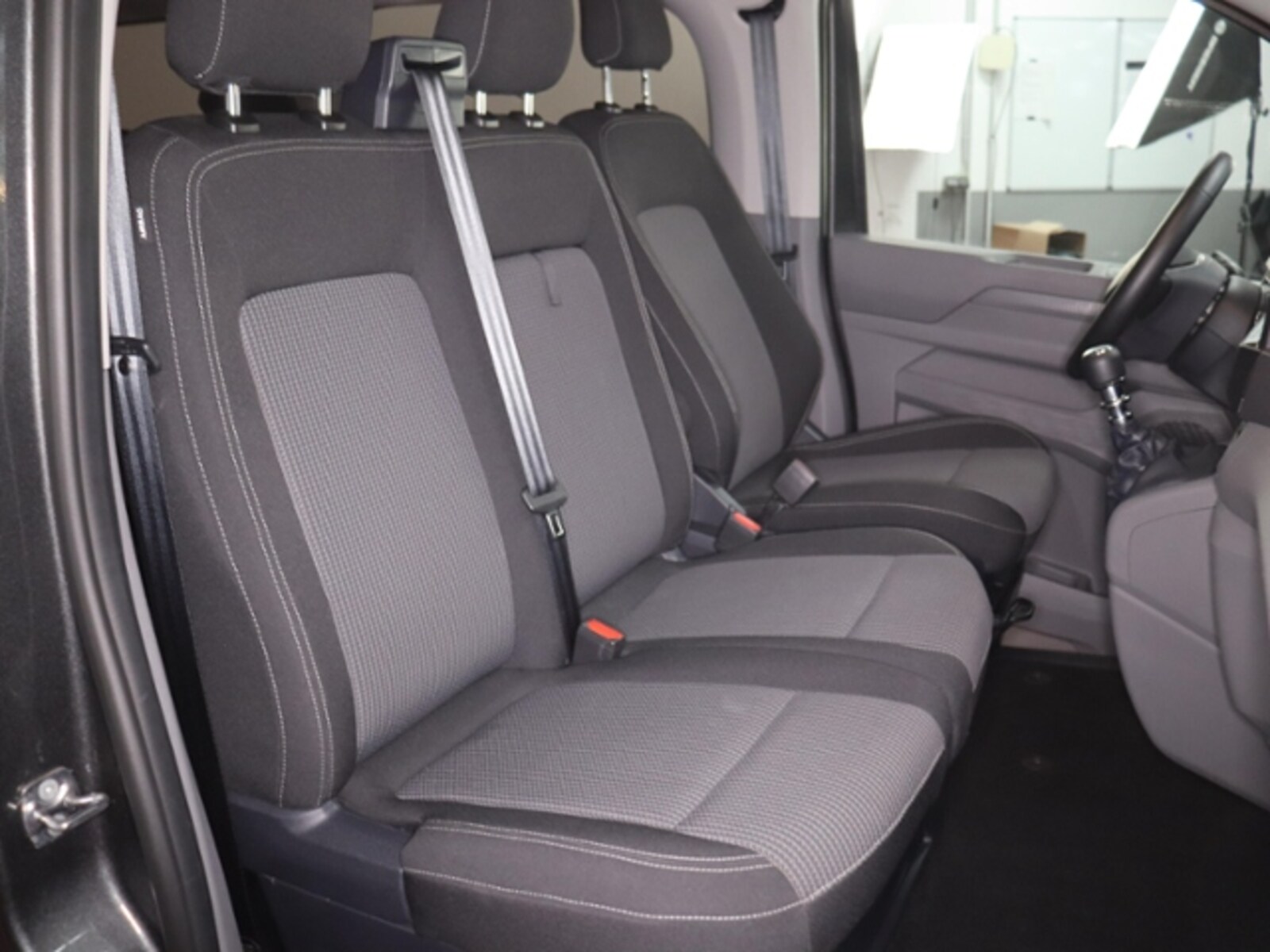 Volkswagen Caravelle – Bild 12