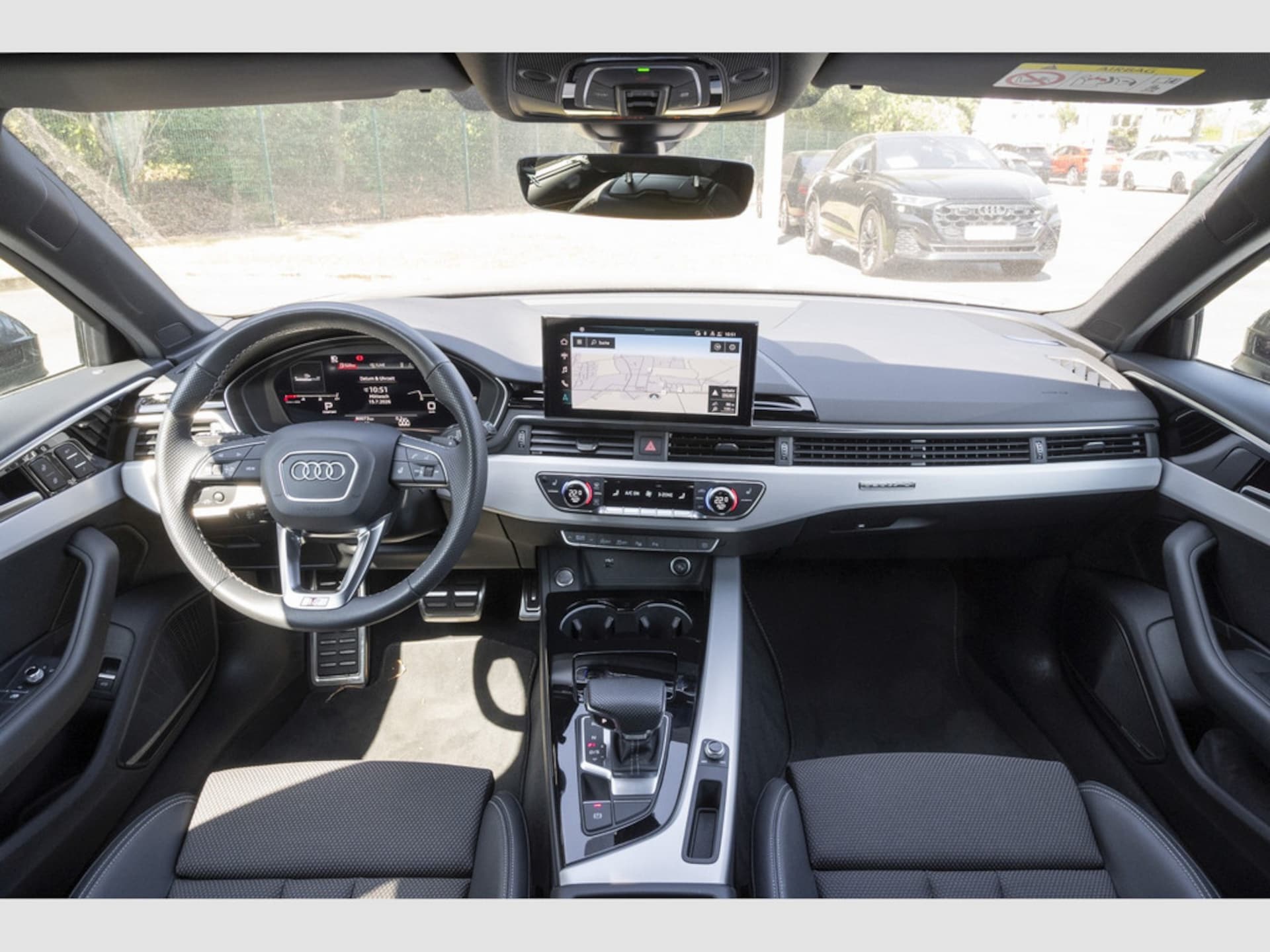 Audi A4 Avant S line