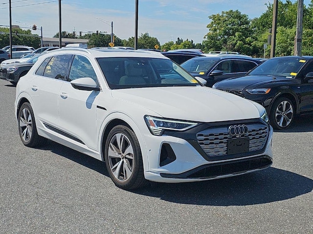 2024 Audi Q8 e-tron