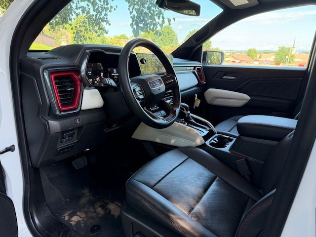 2023 GMC Canyon