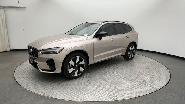 2025 Volvo XC60 Plug-In Hybrid