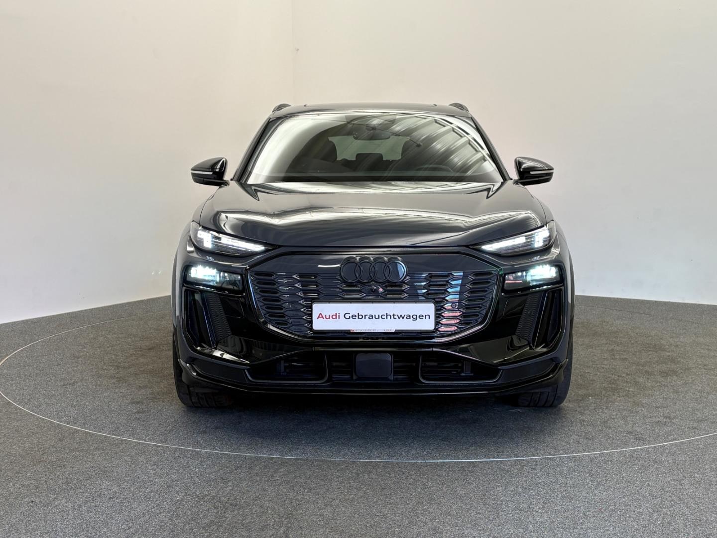 Bild über Audi Q6 SUV e-tron e-tron quattro - für weitere Informationen kontaktieren Sie den Audi Partner