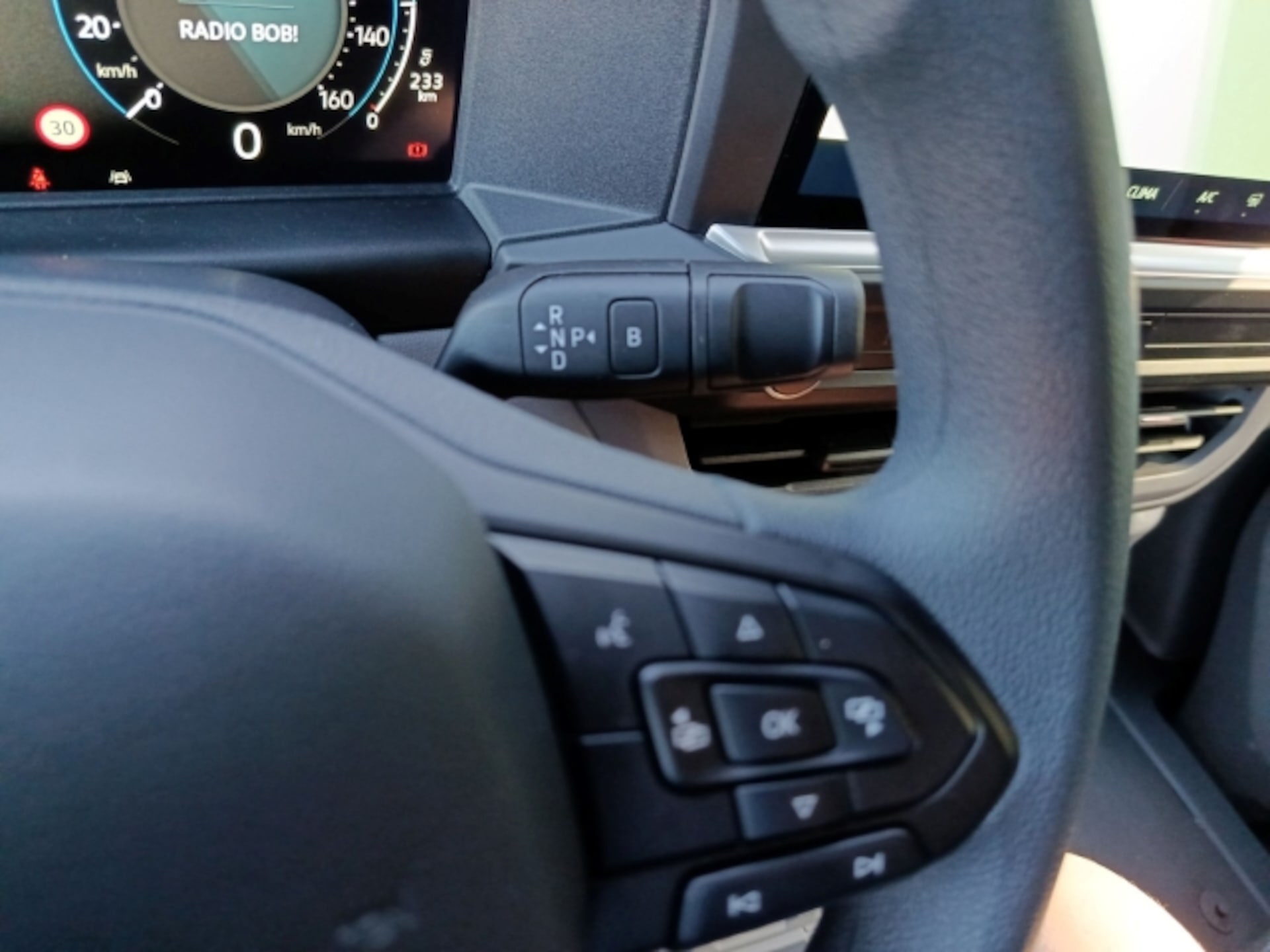 Volkswagen Transporter Kasten langer Radstand