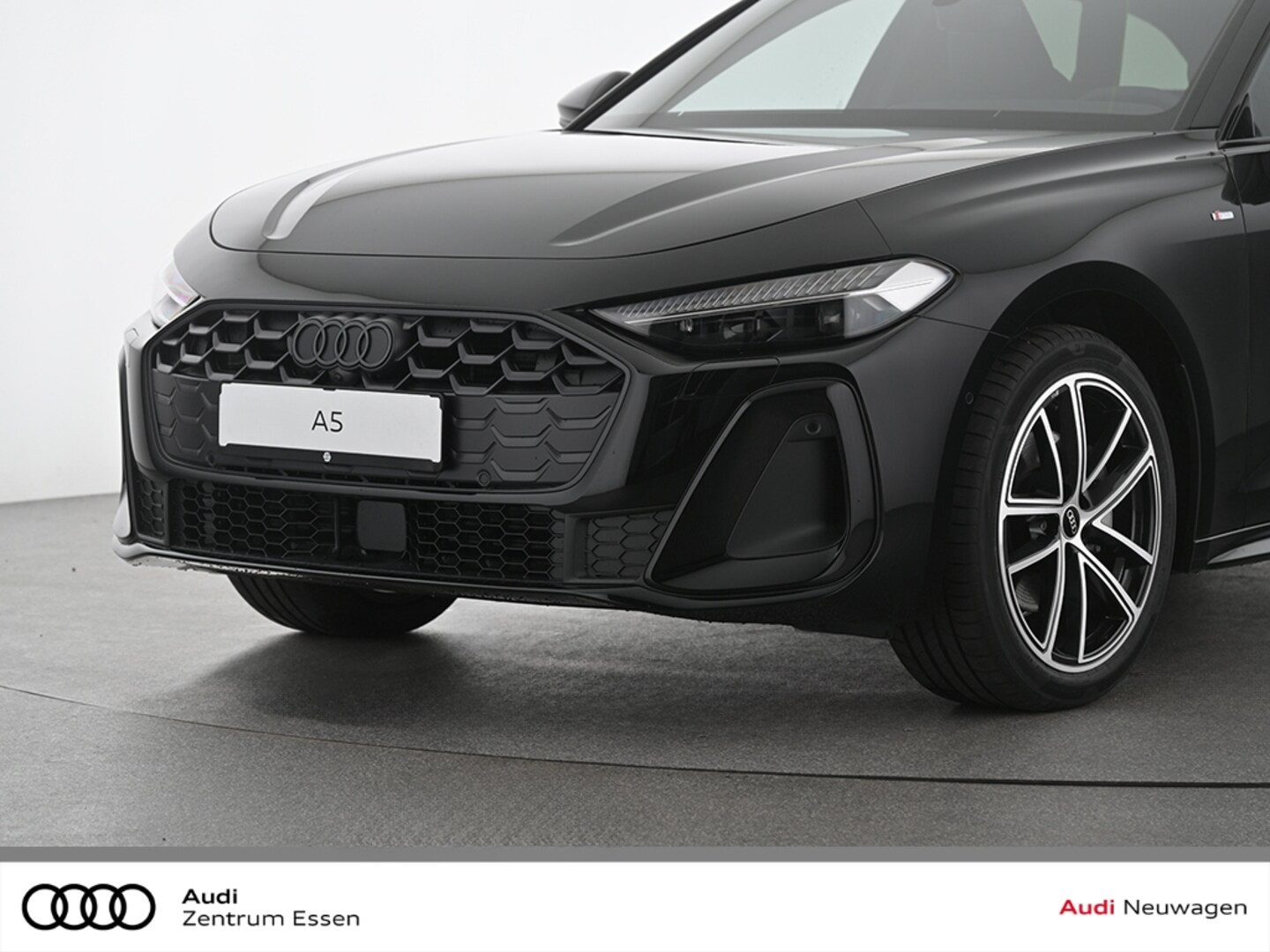 Bild über Audi A5 Avant TFSI 150 kW S tronic - für weitere Informationen kontaktieren Sie den Audi Partner