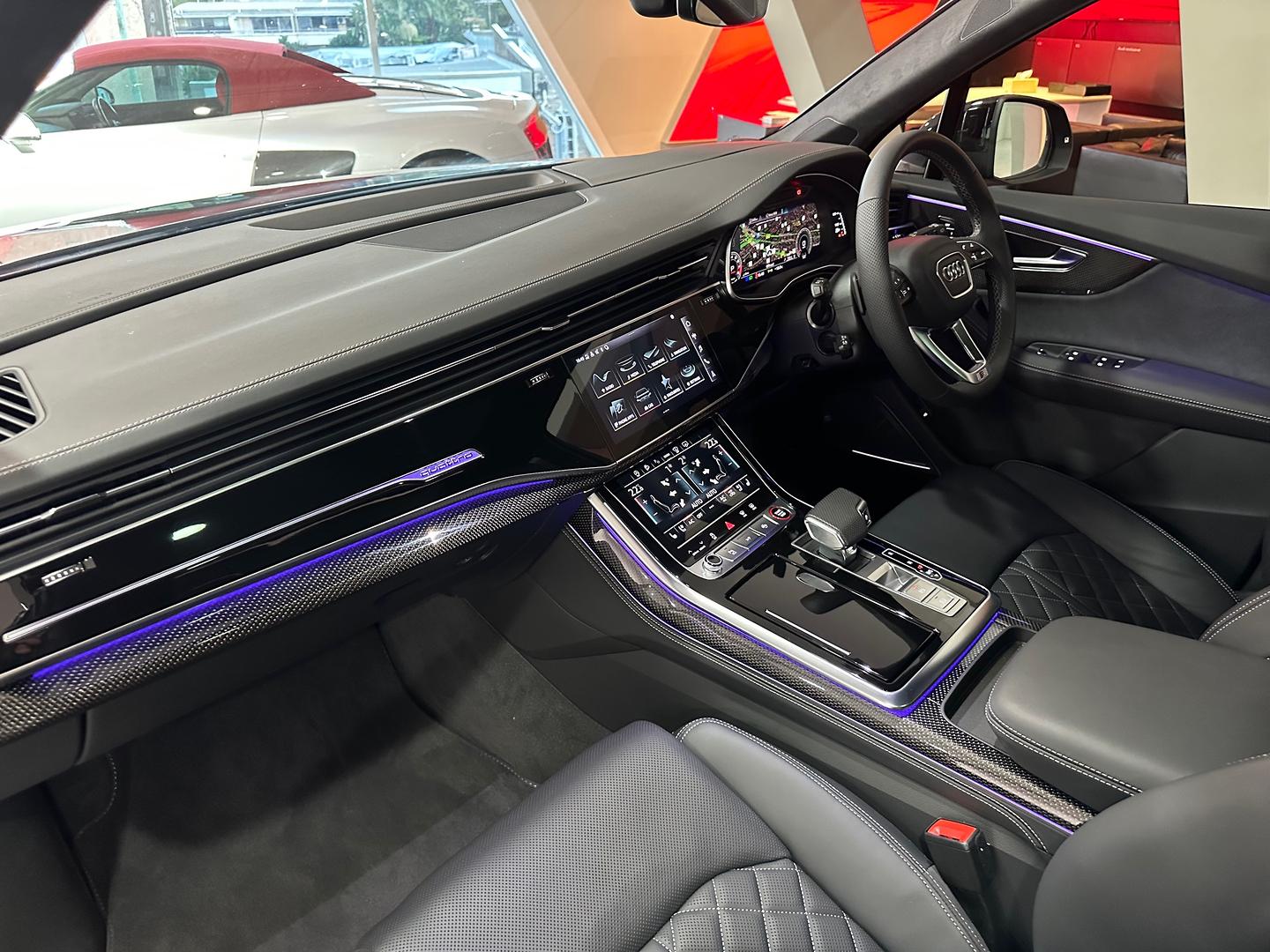 Image about Audi SQ7 SQ7 TFSI 373 kW tiptronic
