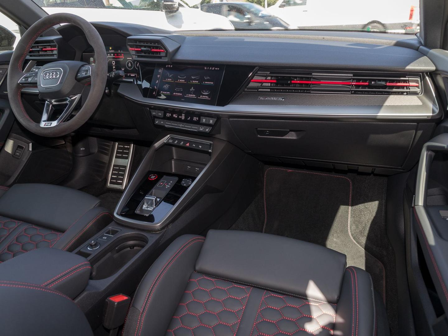 Image about Audi RS 3 Sportback TFSI quattro S tronic