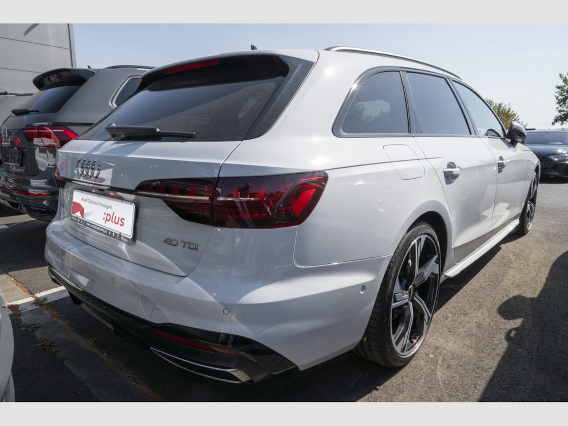 Audi A4 Avant S line
