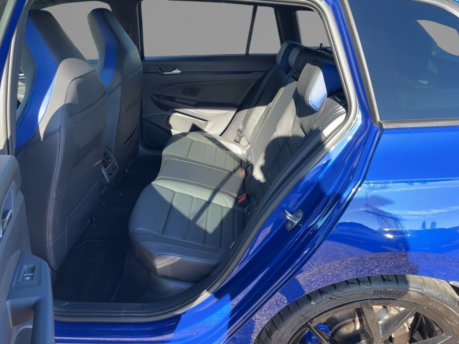Volkswagen Golf Variant – Bild 11