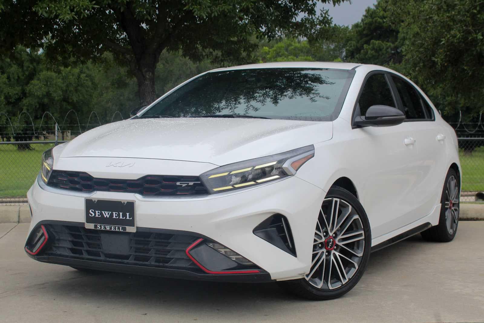 2023 Kia Forte GT DCT's photo