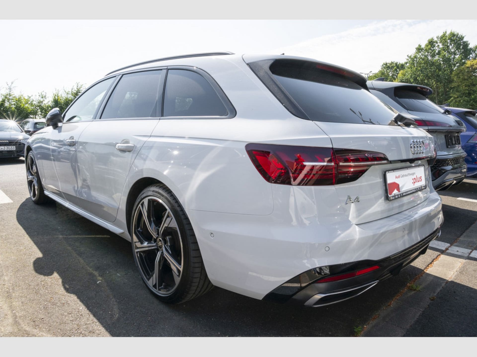 Audi A4 Avant S line