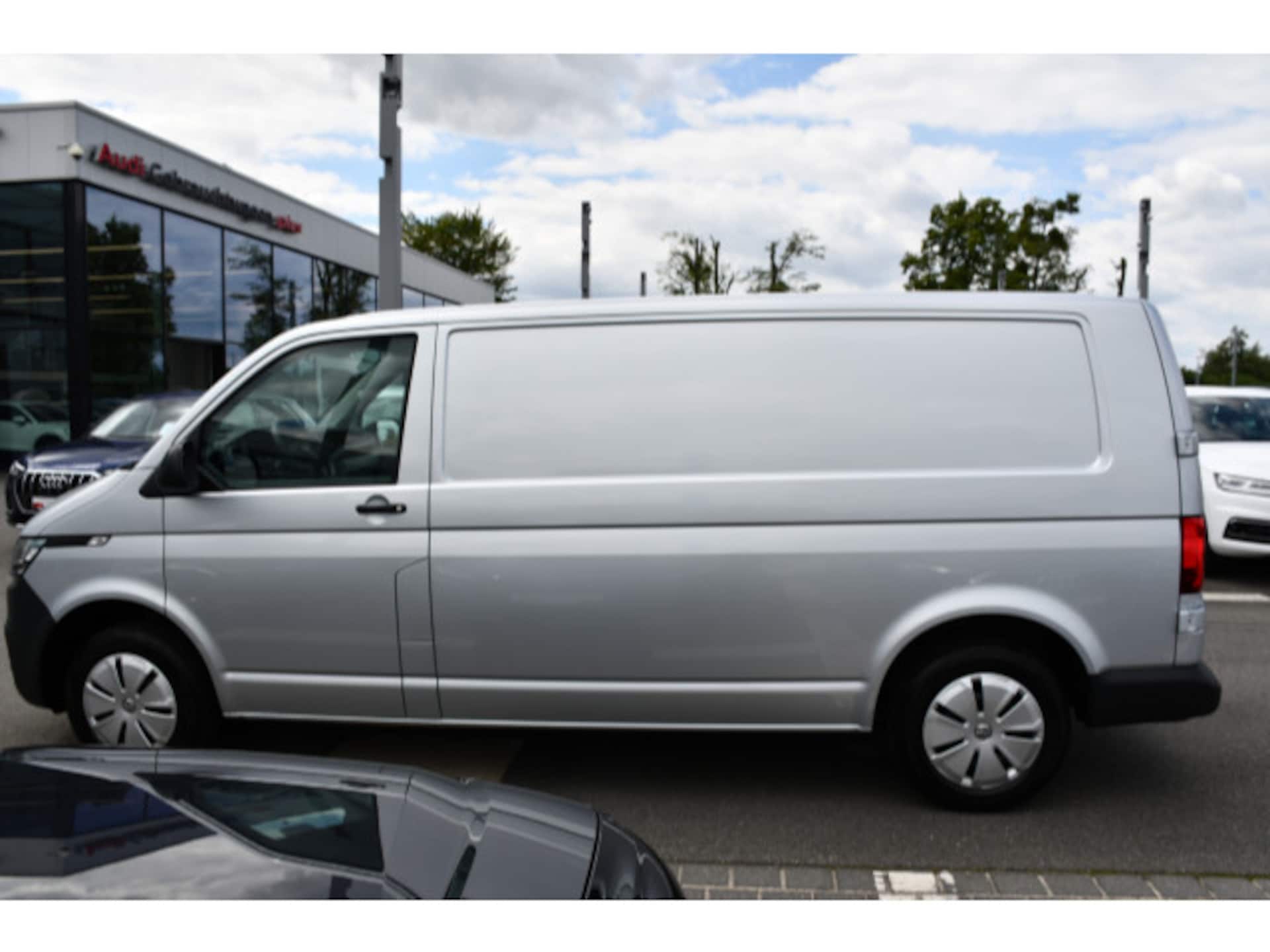 Volkswagen T6.1 Transporter Kasten langer Radstand