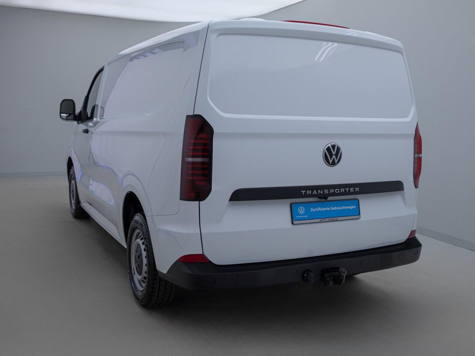 Volkswagen Transporter Kasten kurzer Radstand – Bild 6
