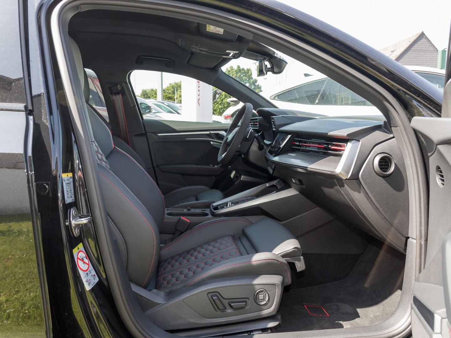 Image about Audi RS 3 Sportback TFSI quattro S tronic