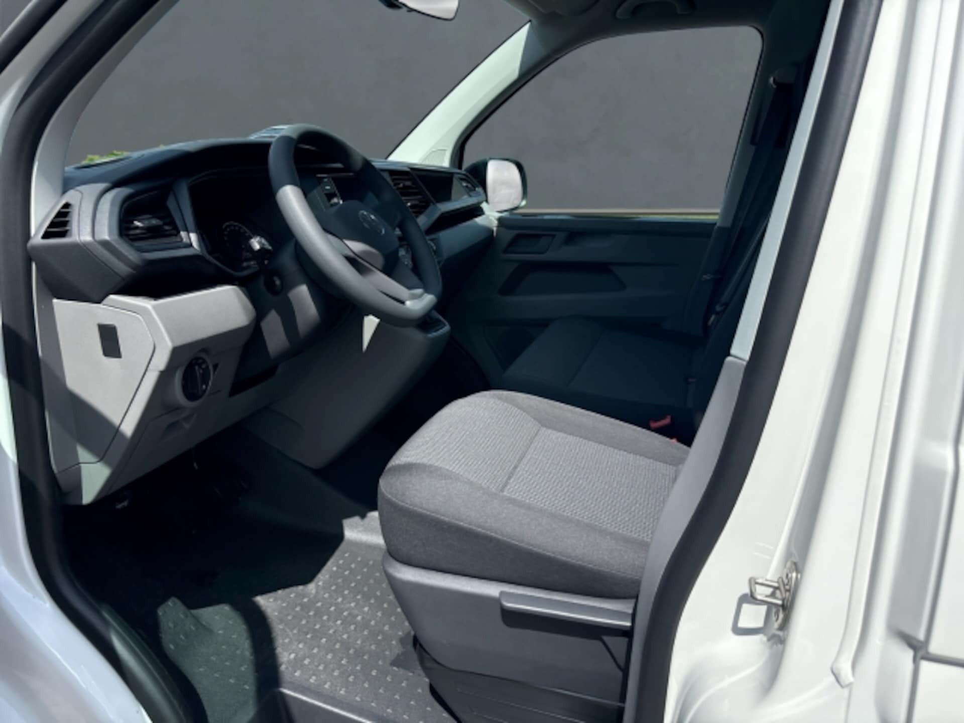 Volkswagen T6.1 Transporter Kasten kurzer Radstand