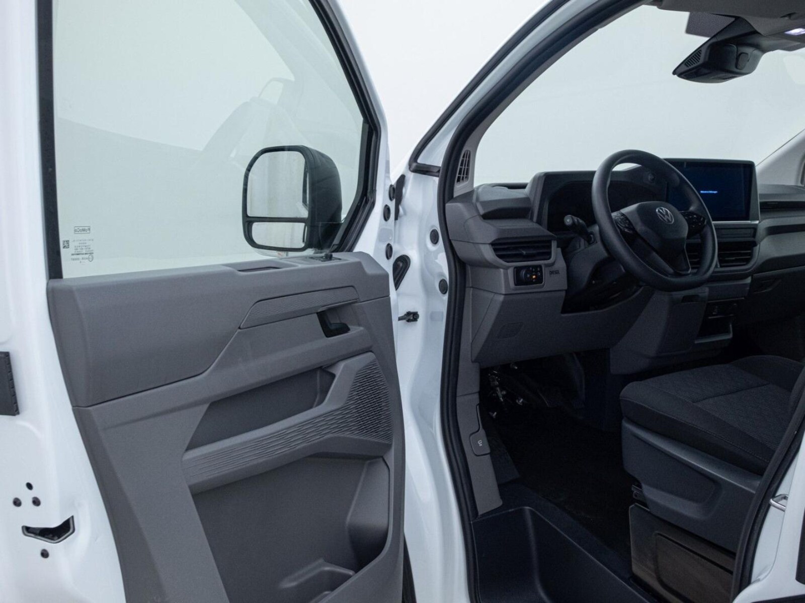 Volkswagen Transporter Kasten kurzer Radstand – Bild 10