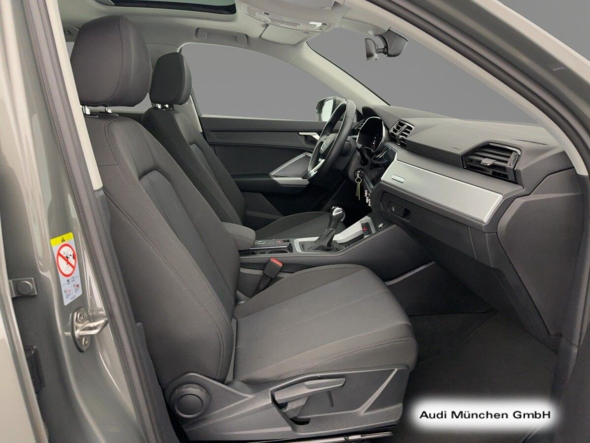 Image about Audi Q3 Sportback TFSI e 45 TFSI e S tronic