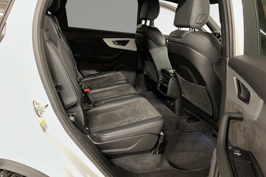 Image about Audi Q7 Q7 45 TDI quattro S line 231 hk tiptronic