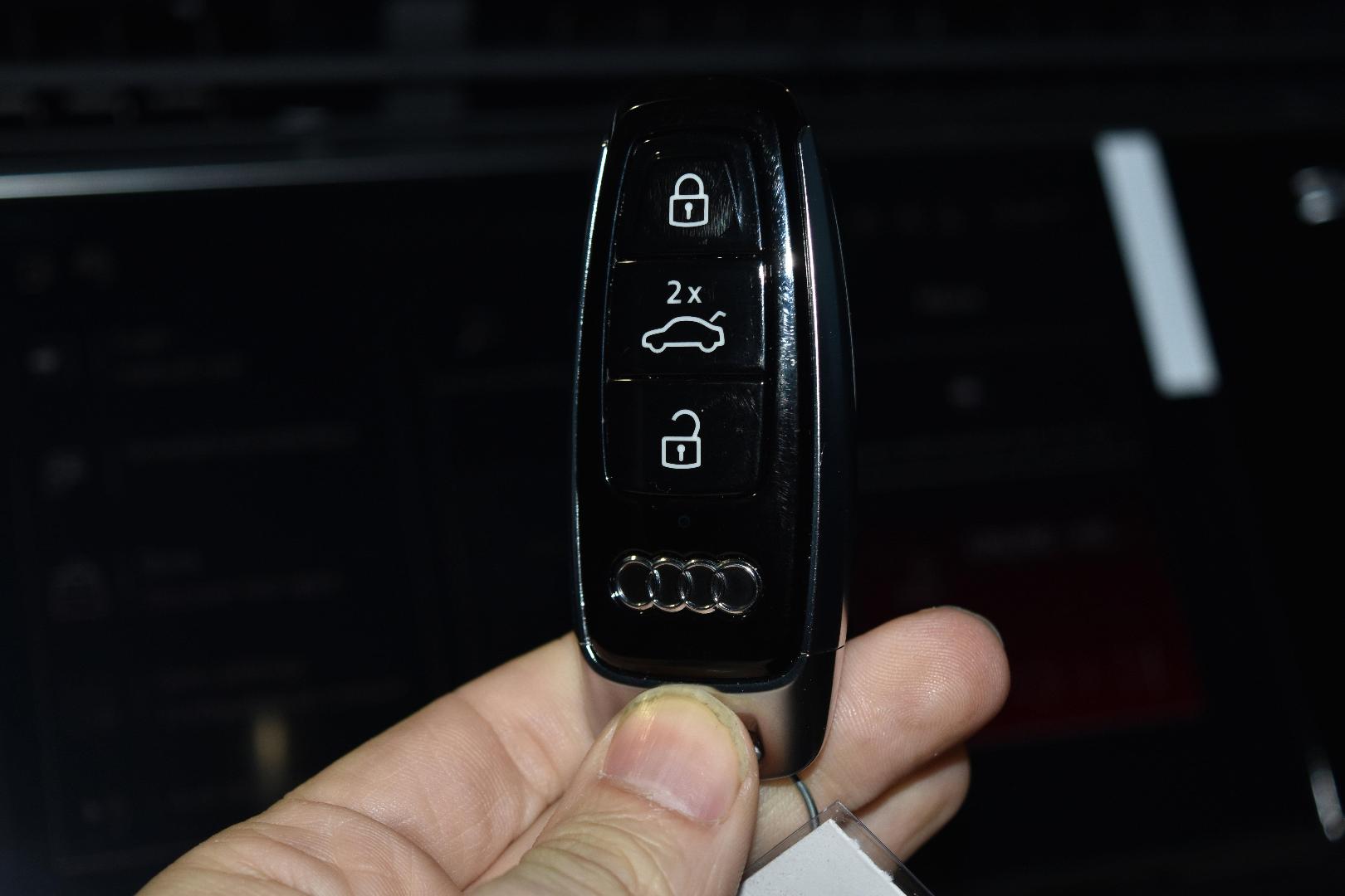 2026 Audi Q7 Premium - Photo 15