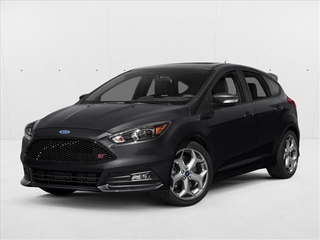 2017 Ford Focus 5 Door Hatch ST's photo