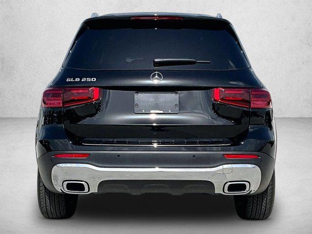 2026 Mercedes-Benz GLB 250