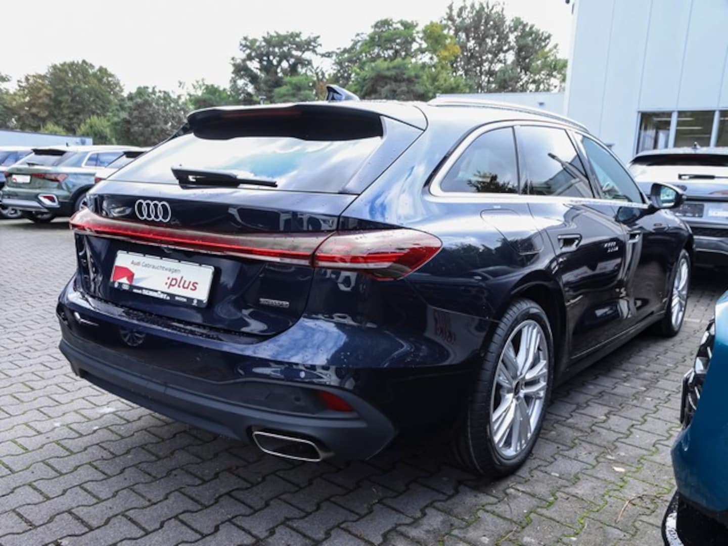 Bild über Audi A5 Avant e-hybrid e-hybrid quattro 220 kW S tronic - für weitere Informationen kontaktieren Sie den Audi Partner