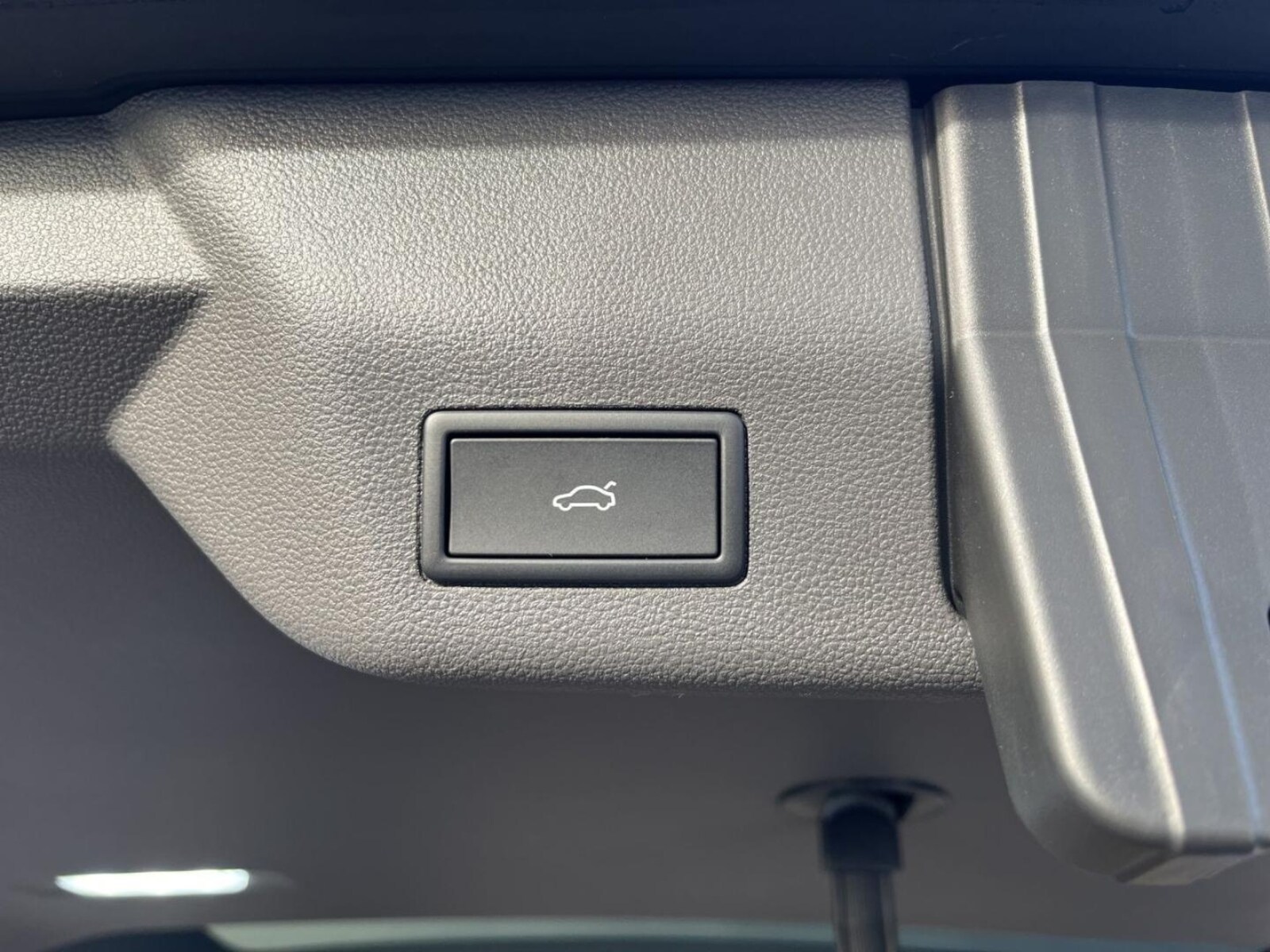 Volkswagen Multivan Langversion – Bild 21