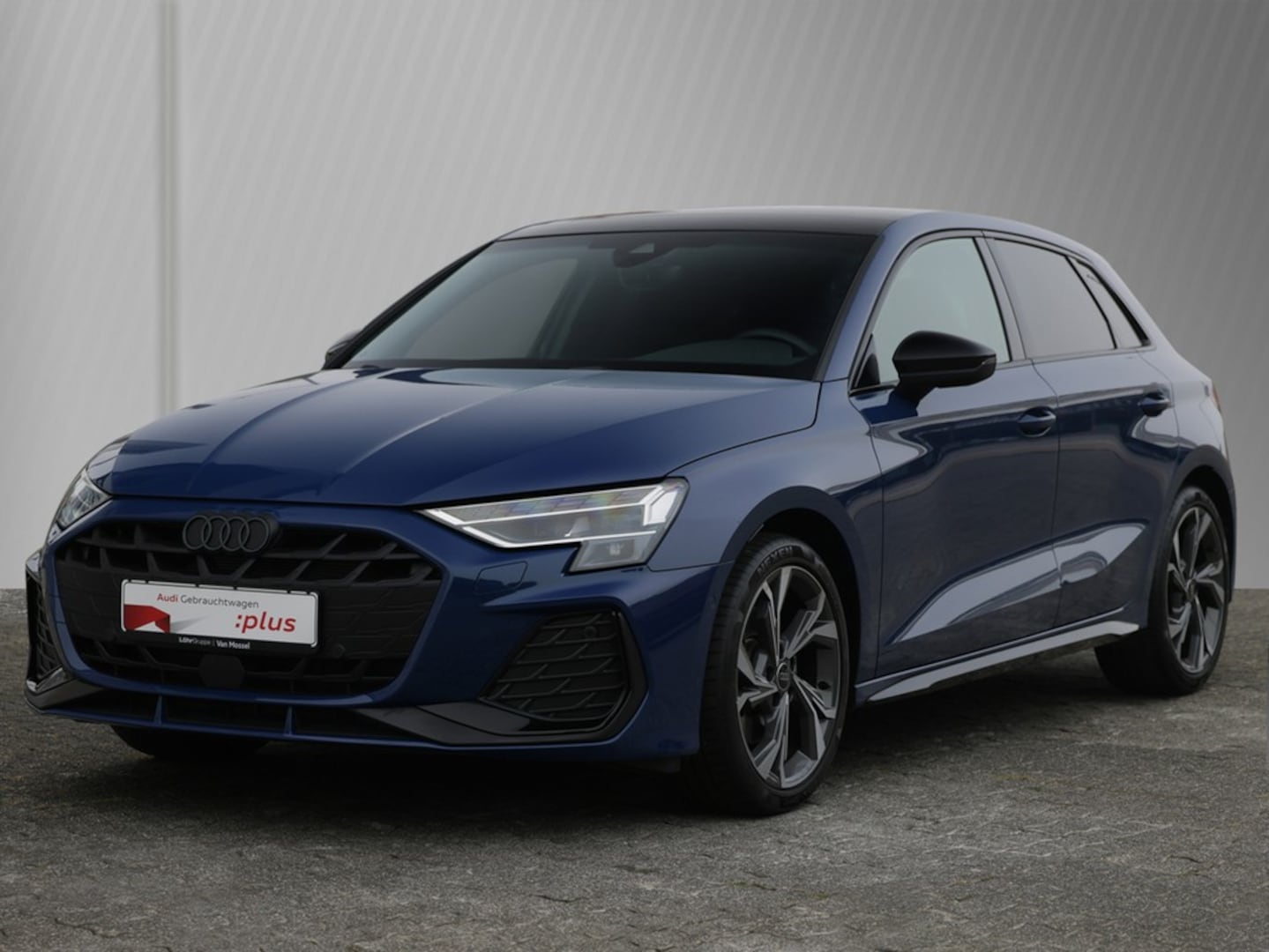 Bild über Audi A3 Sportback S line 35 TFSI S tronic - für weitere Informationen kontaktieren Sie den Audi Partner
