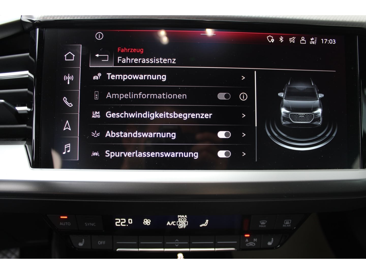Bild über Audi Q4 e-tron 40 e-tron - für weitere Informationen kontaktieren Sie den Audi Partner