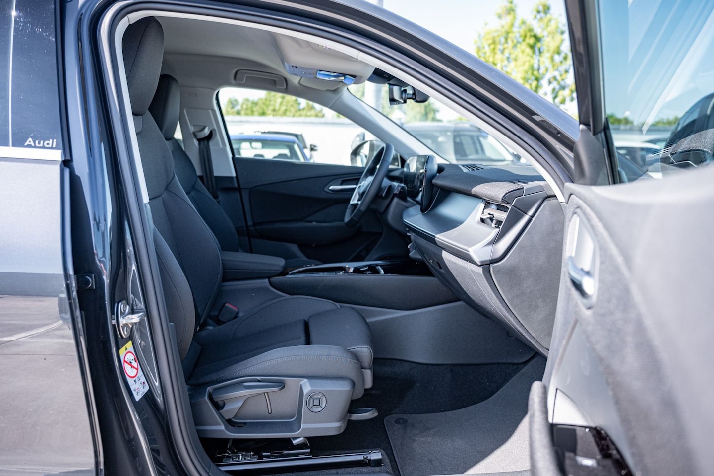 Bild über Audi Q3 Sportback e-hybrid e-hybrid 200 kW S tronic - für weitere Informationen kontaktieren Sie den Audi Partner