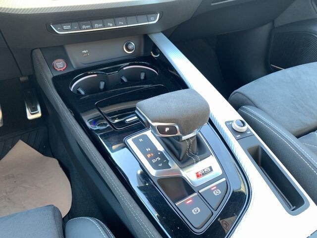 Image about Audi RS 4 Avant TFSI quattro tiptronic
