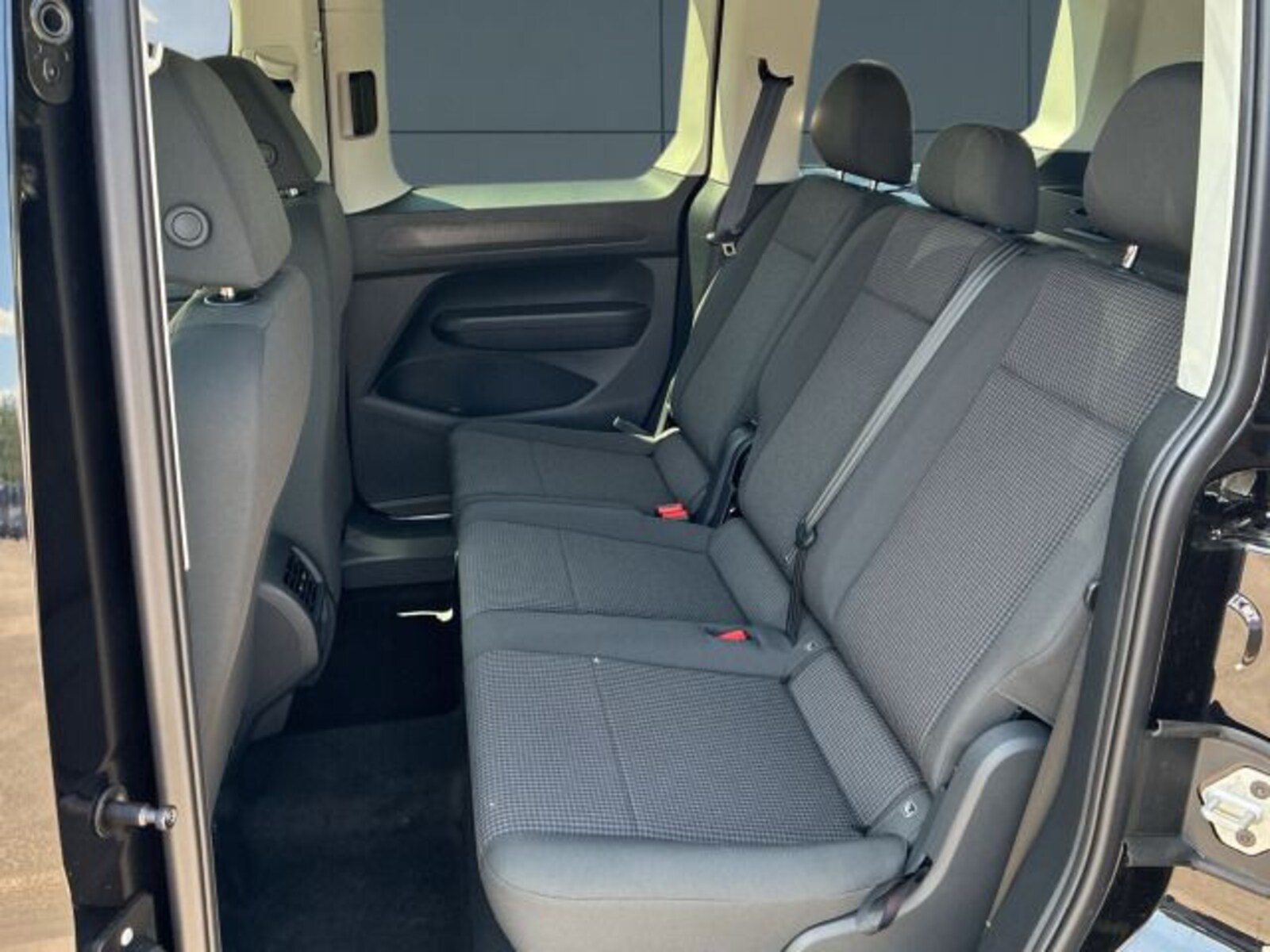 Volkswagen Caddy – Bild 10