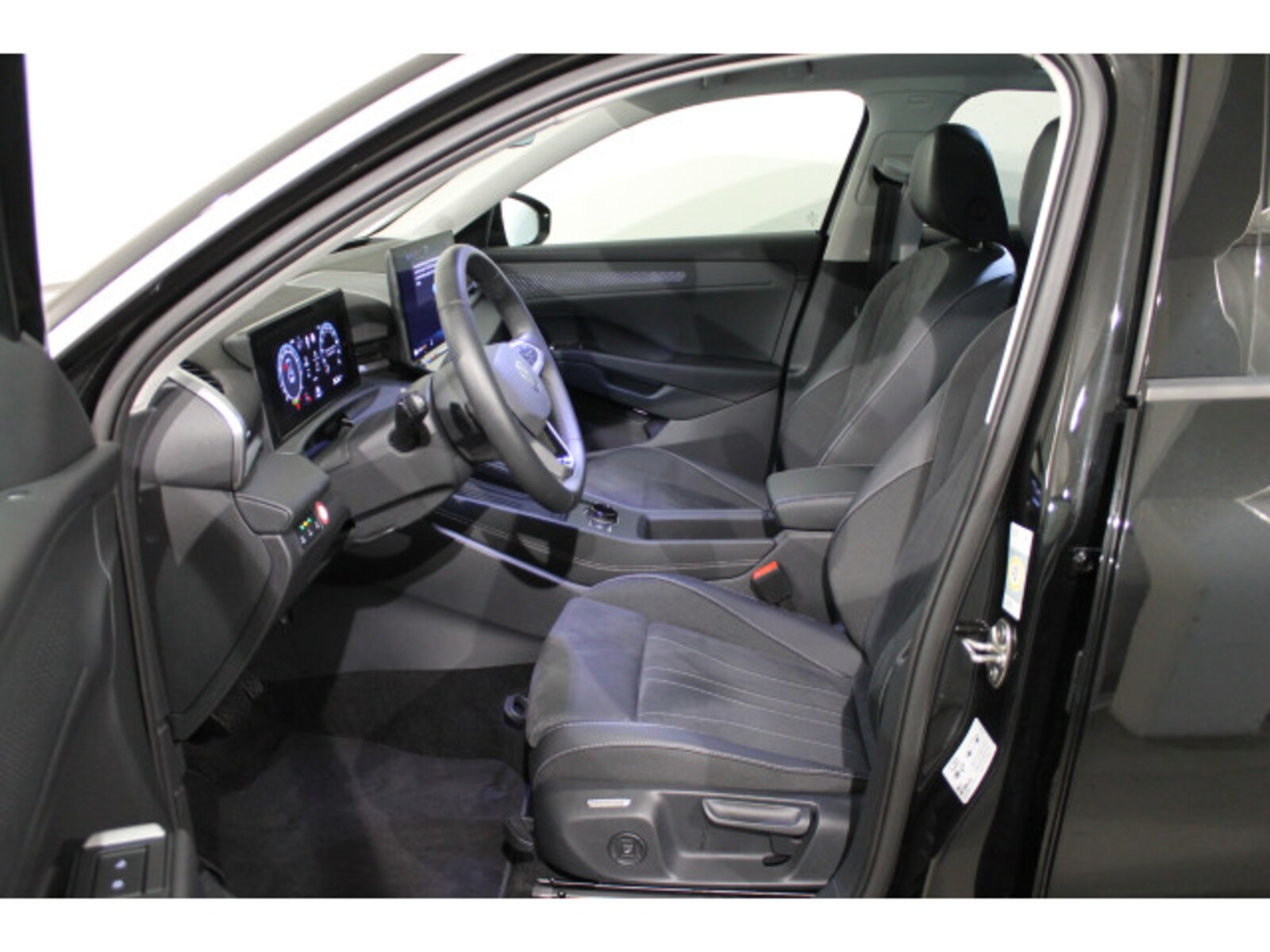 Volkswagen T-Roc – Bild 12