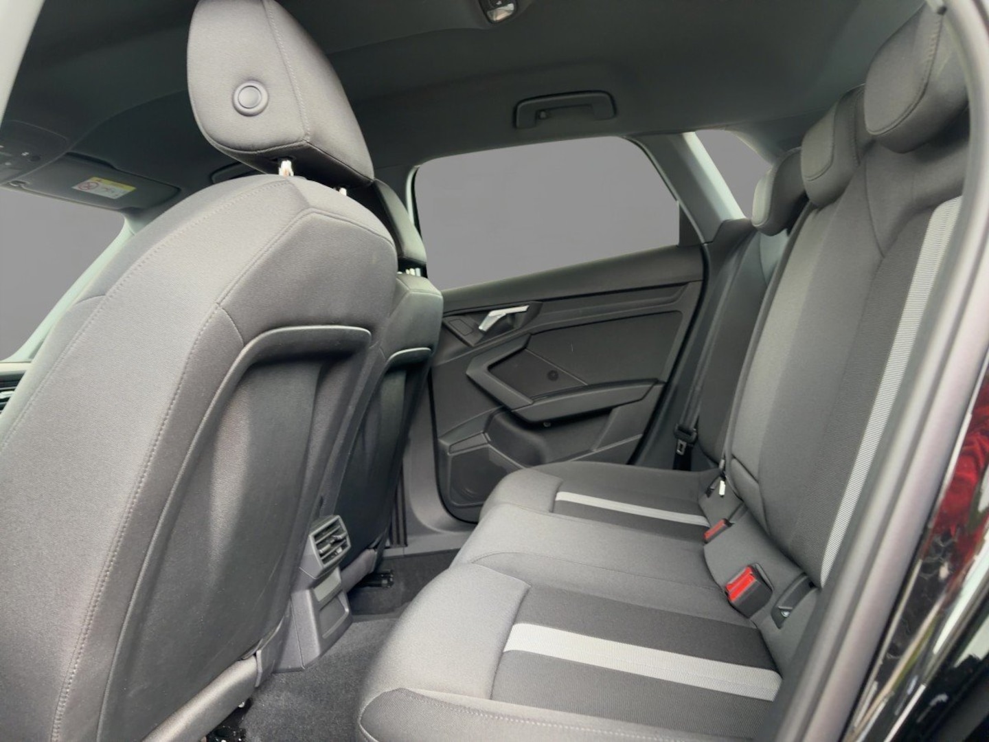 Bild über Audi A3 Sportback advanced 35 TDI S tronic - für weitere Informationen kontaktieren Sie den Audi Partner
