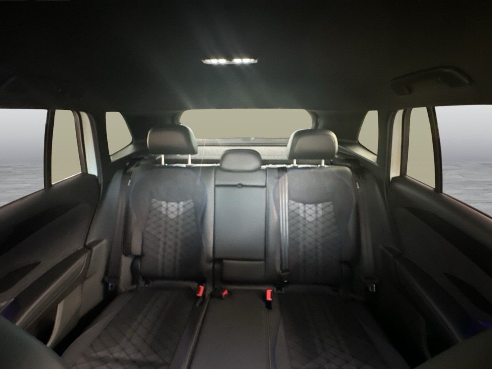 Volkswagen Tiguan – Bild 12