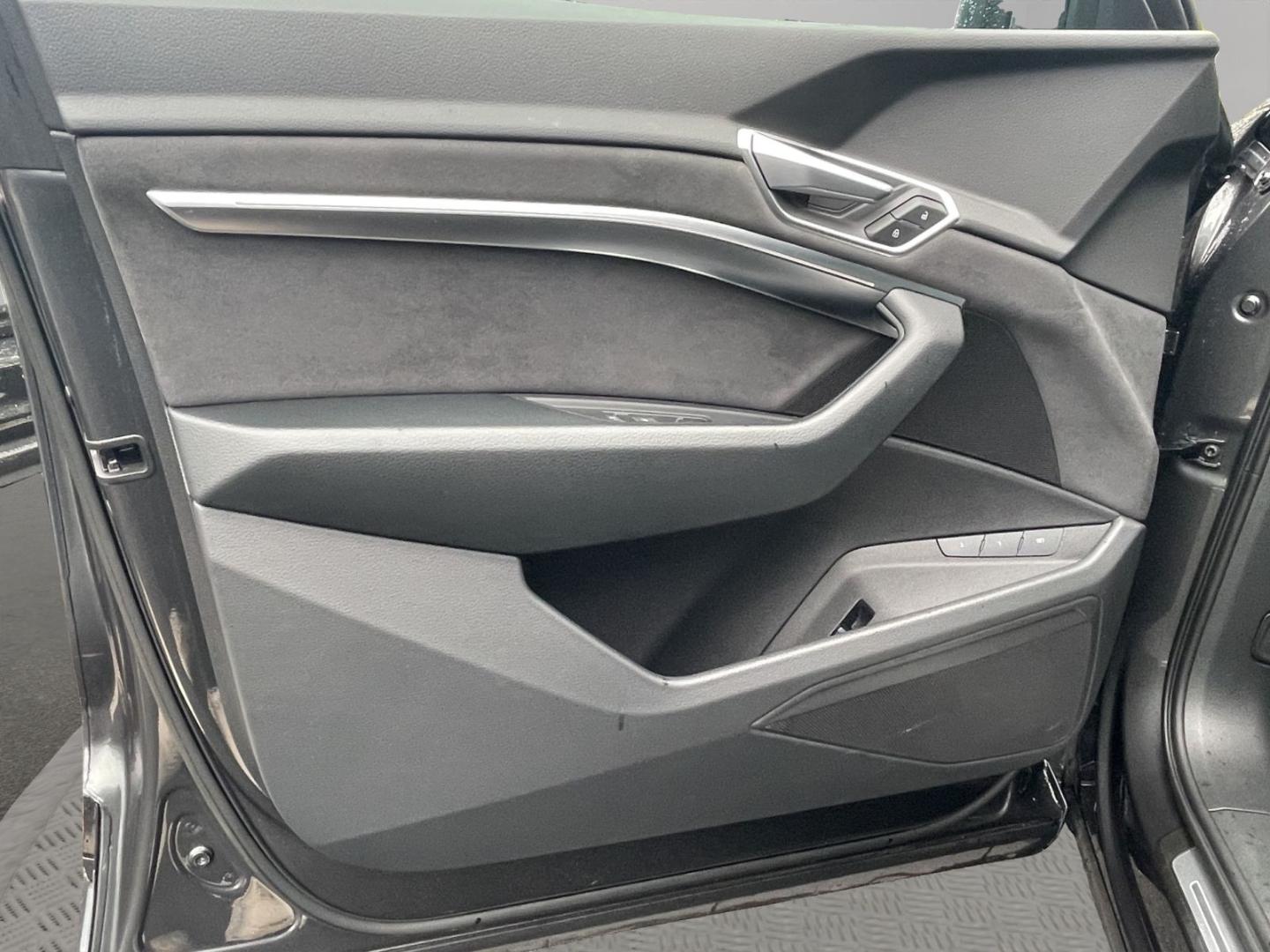 Image about Audi e-tron Sportback 55 quattro