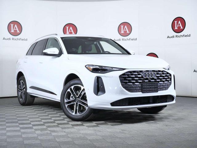 2025 Audi Q5 40 Premium's photo