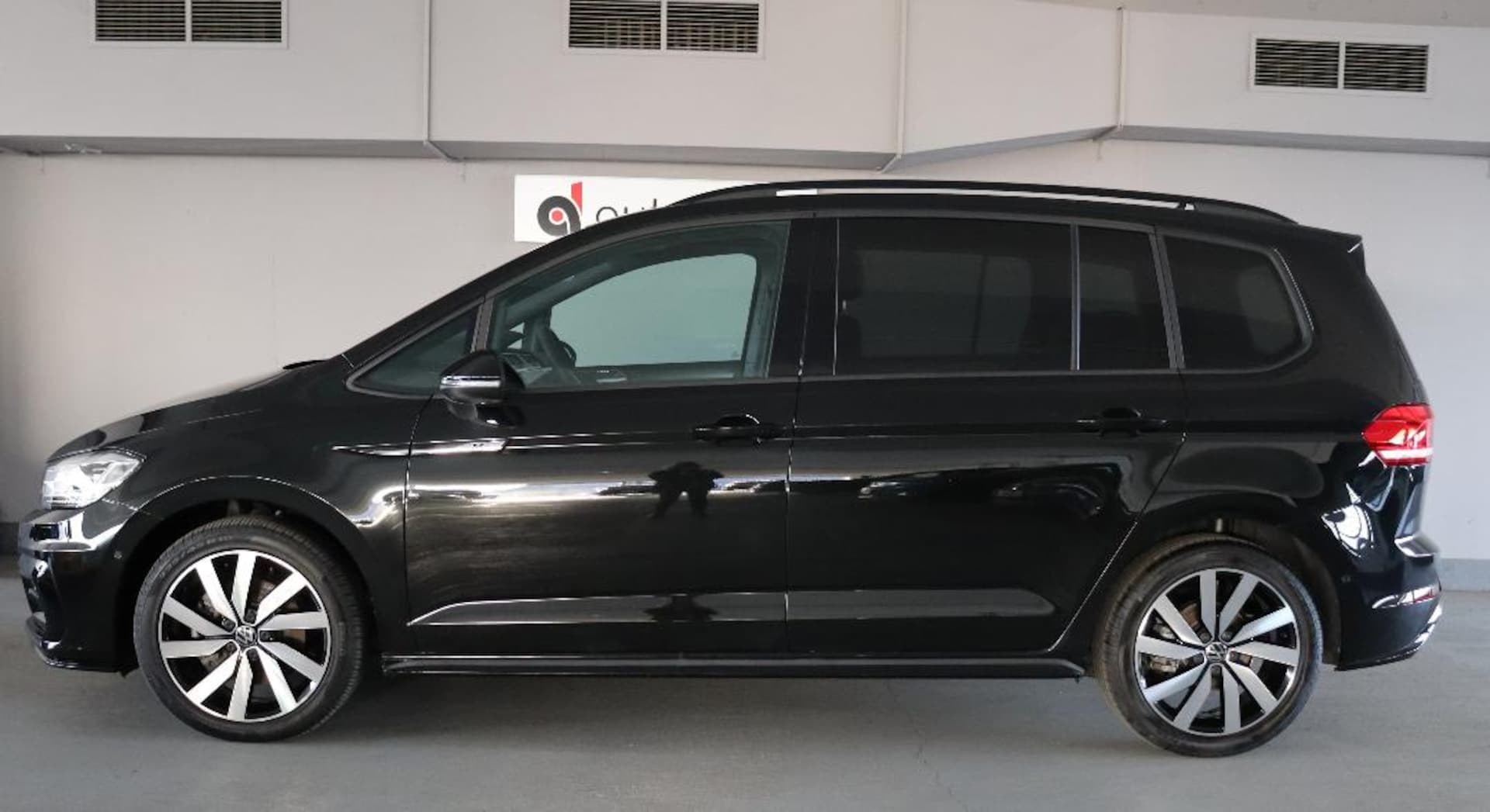 Volkswagen Touran R-Line