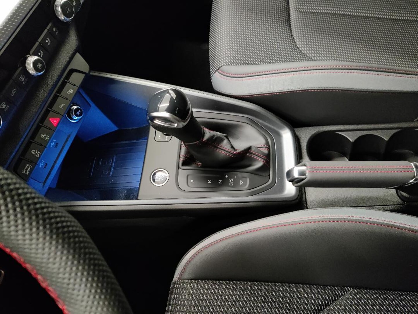 Bild über Audi A1 Sportback S line 35 TFSI S tronic - für weitere Informationen kontaktieren Sie den Audi Partner