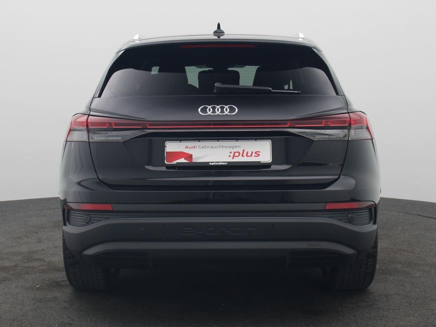 Bild über Audi Q4 e-tron 40 e-tron - für weitere Informationen kontaktieren Sie den Audi Partner