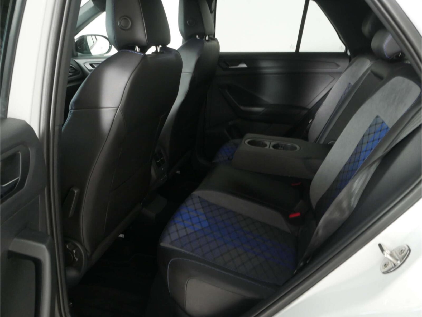 Volkswagen T-Roc – Bild 13