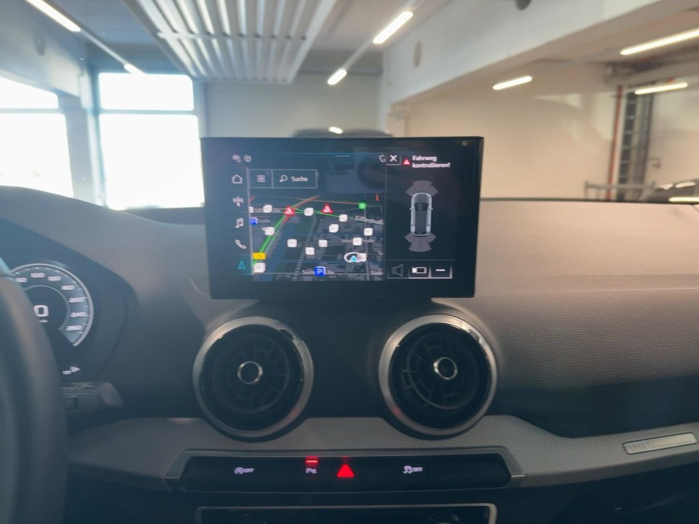 Bild über Audi Q2 advanced 35 TFSI S tronic - für weitere Informationen kontaktieren Sie den Audi Partner