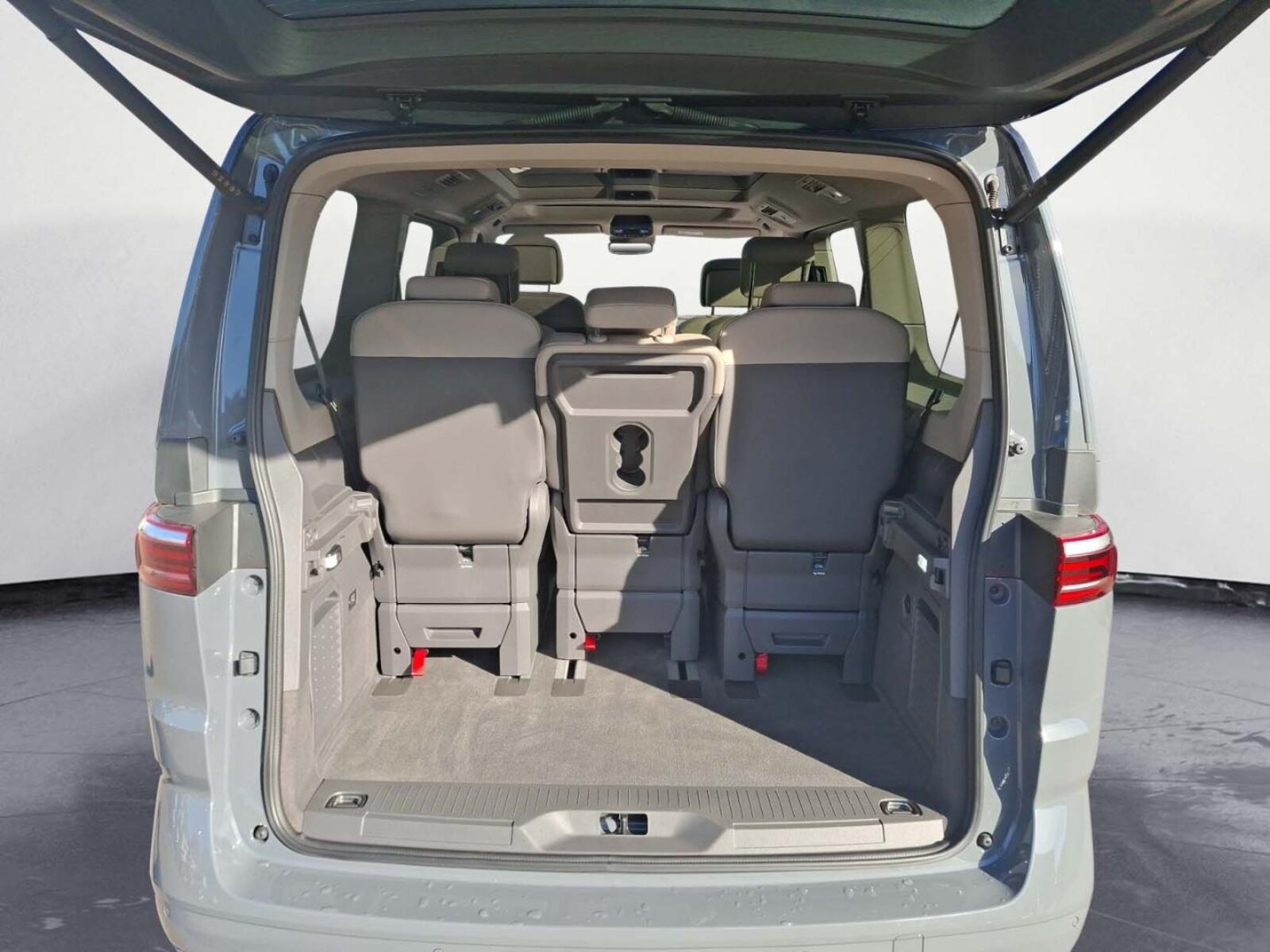 Volkswagen Multivan Langversion – Bild 14