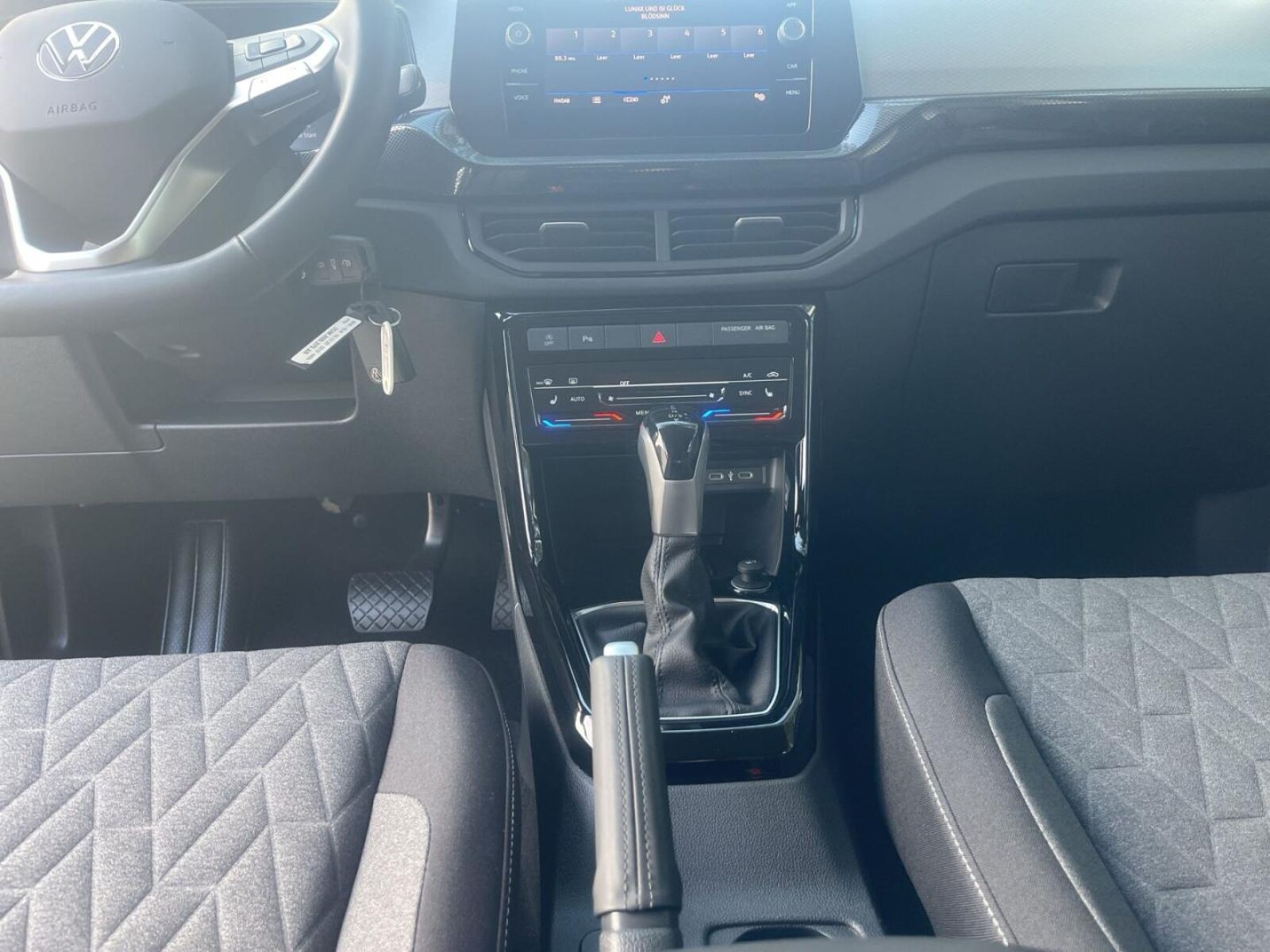 Volkswagen T-Cross – Bild 14
