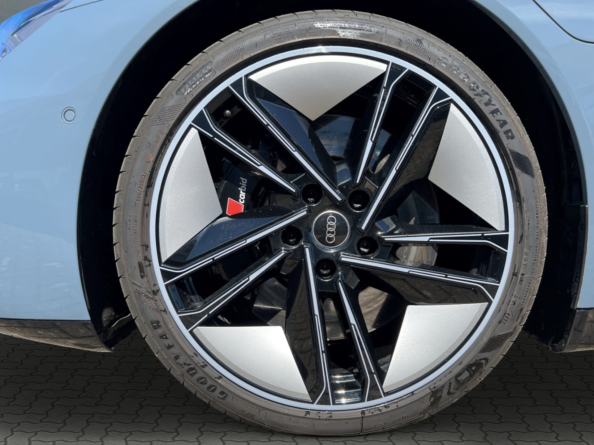 Audi e-tron GT quattro