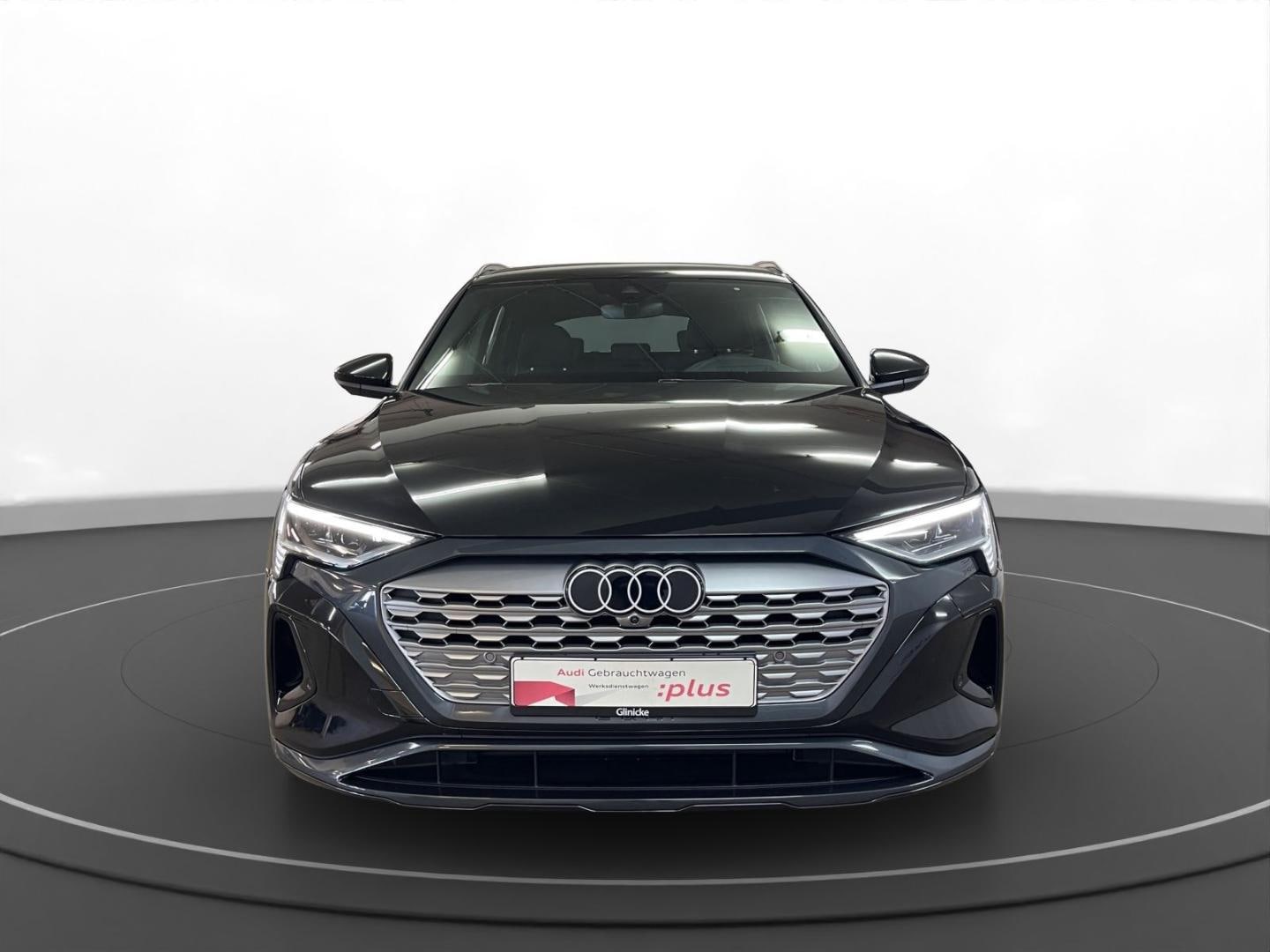 Image about Audi Q8 e-tron advanced 55 e-tron quattro