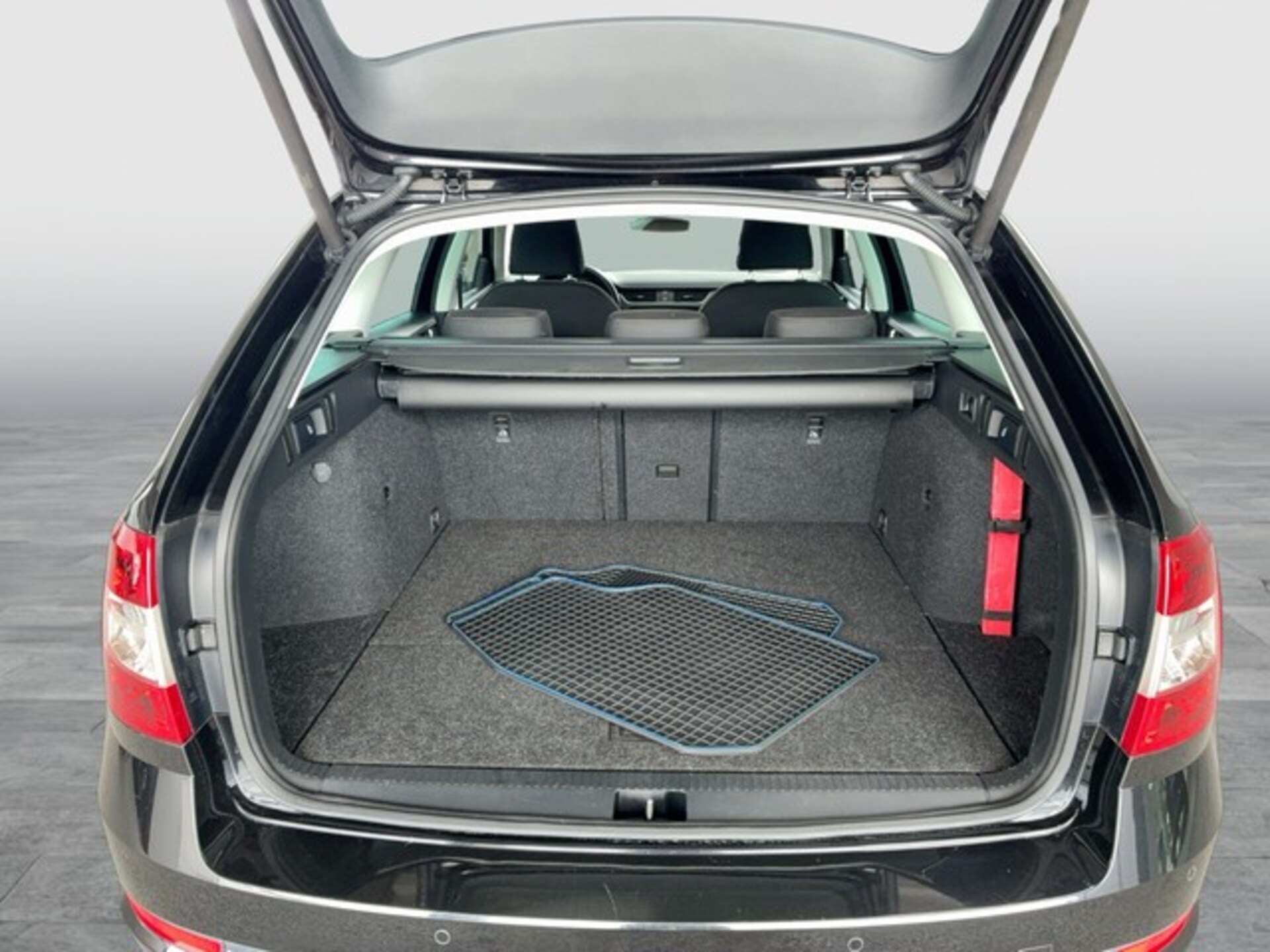 Skoda Octavia Combi SCOUT
