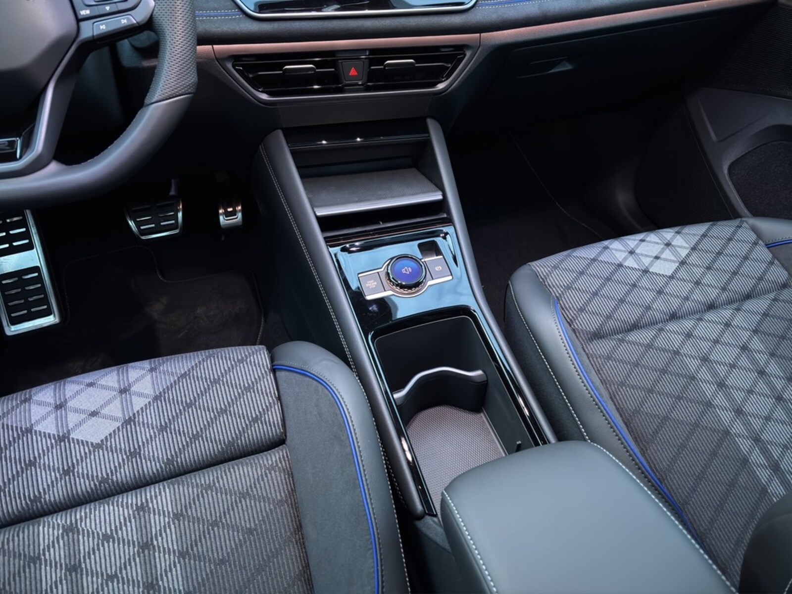 Volkswagen Tiguan – Bild 12