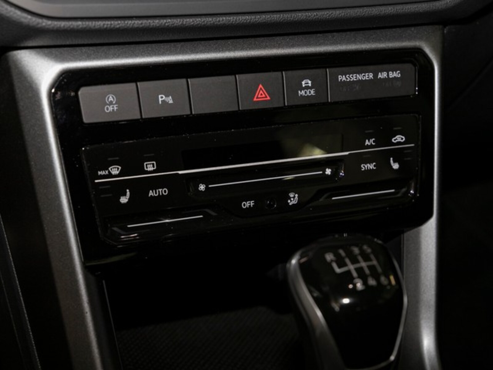 Volkswagen T-Cross – Bild 12